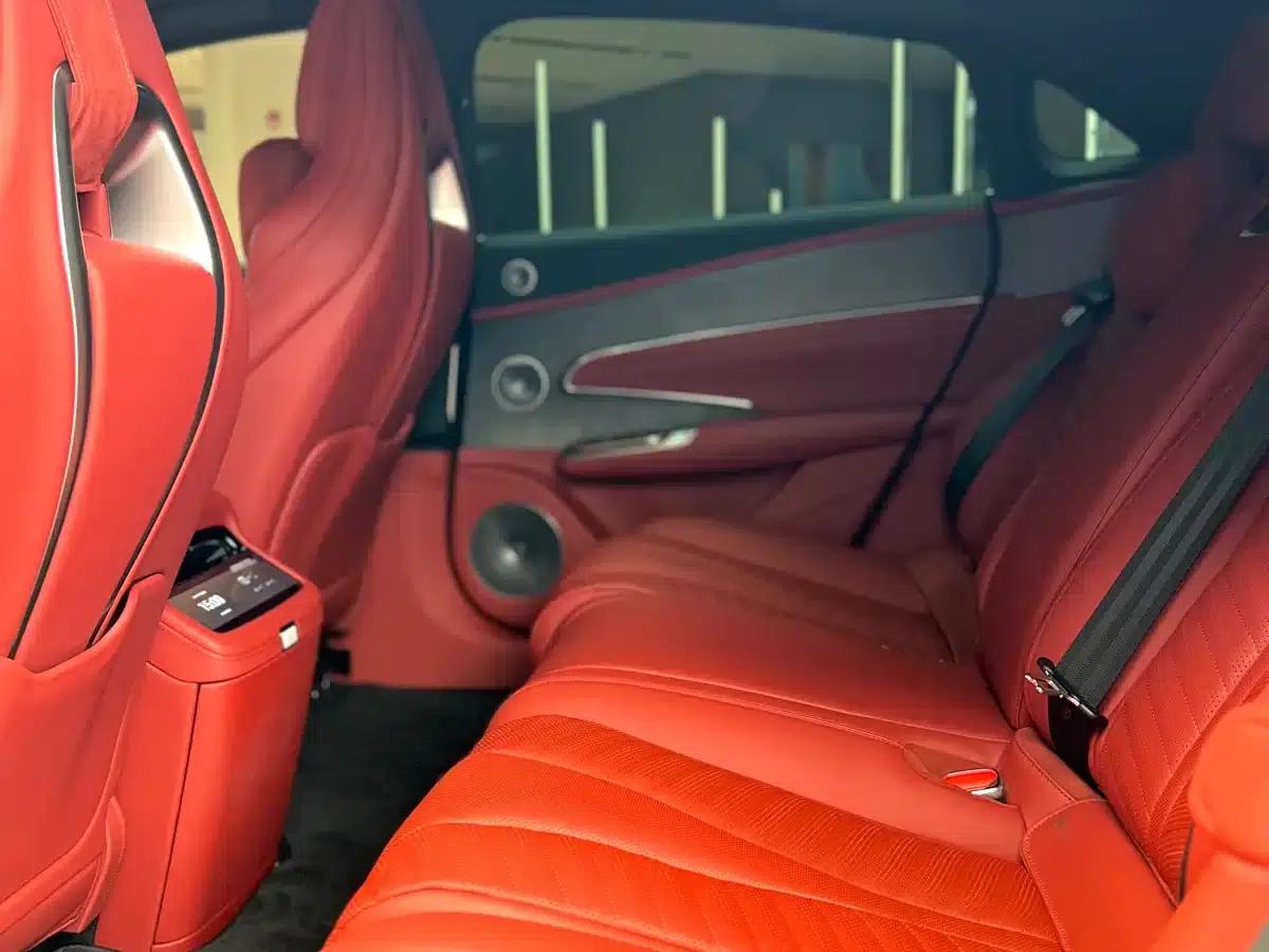 Looking up at the U7 2025 PHEV five-seater luxury edition — миниатюра 6