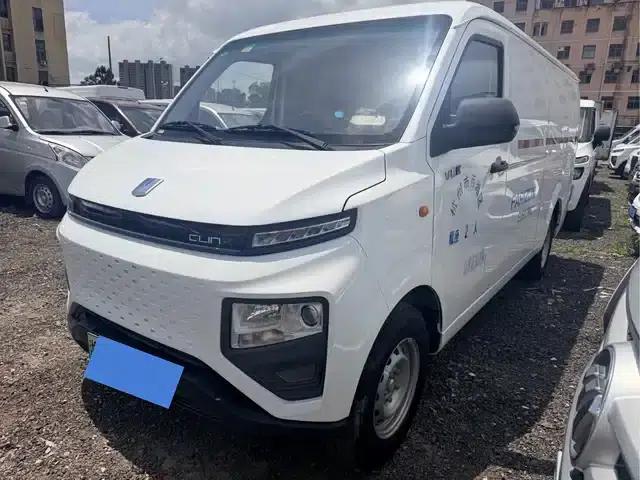 2022 Star Enjoy V (Short Wheelbase, Remote Smart Chip 38.64kWh)