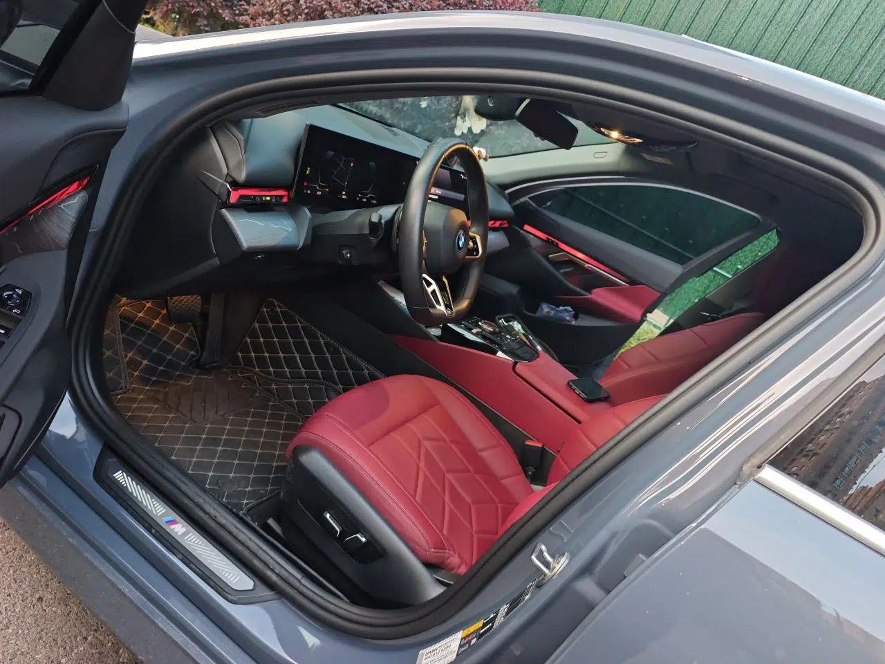 BMW i5 2024 eDrive 35L M Sport Package — миниатюра 16