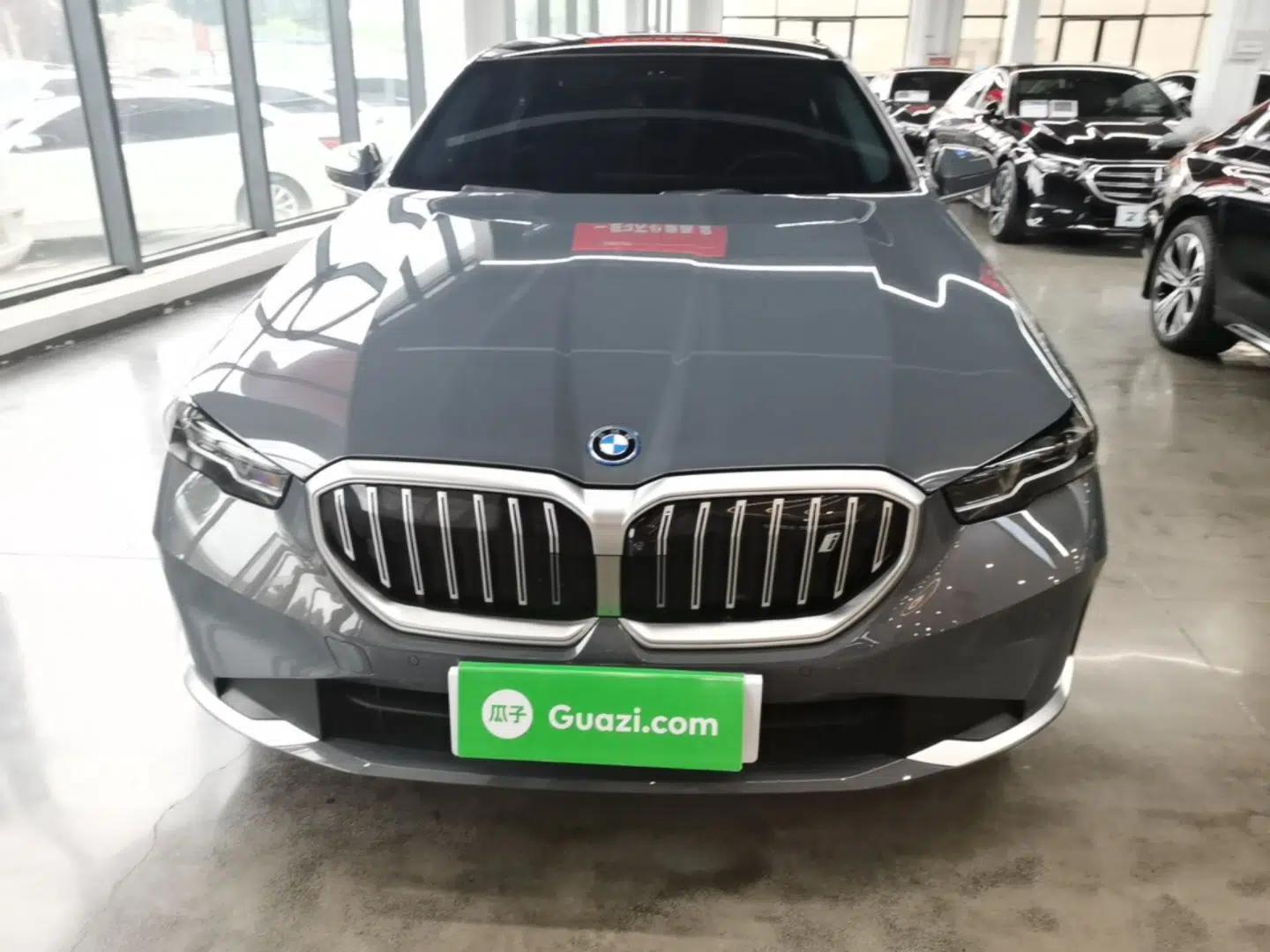 BMW i5 2024 eDrive 35L Prestige Luxury Package — миниатюра 2