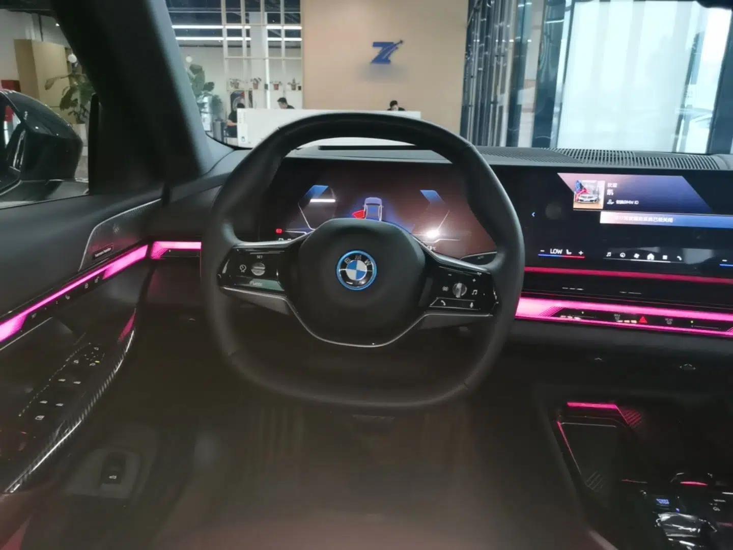 BMW i5 2024 eDrive 35L Prestige Luxury Package — миниатюра 14