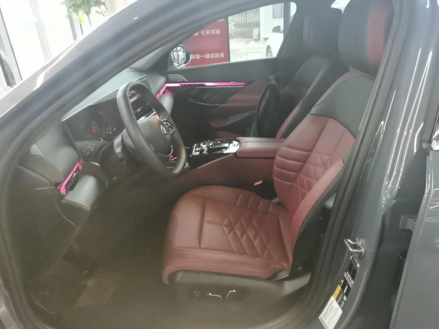 BMW i5 2024 eDrive 35L Prestige Luxury Package — миниатюра 18