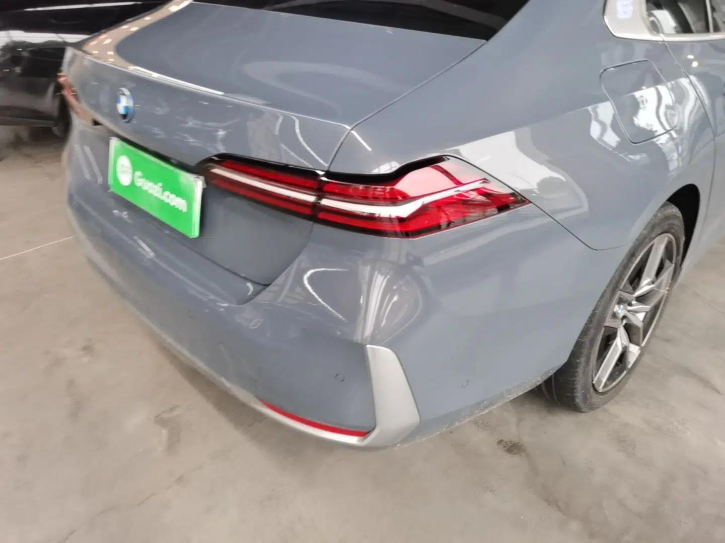 BMW i5 2024 eDrive 35L Prestige Luxury Package — миниатюра 7