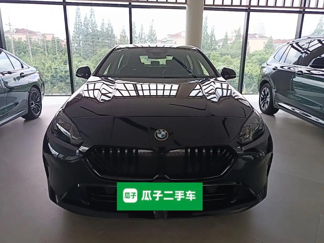 BMW 2 Series 2025 225L M Sport Night Edition Package — миниатюра 2