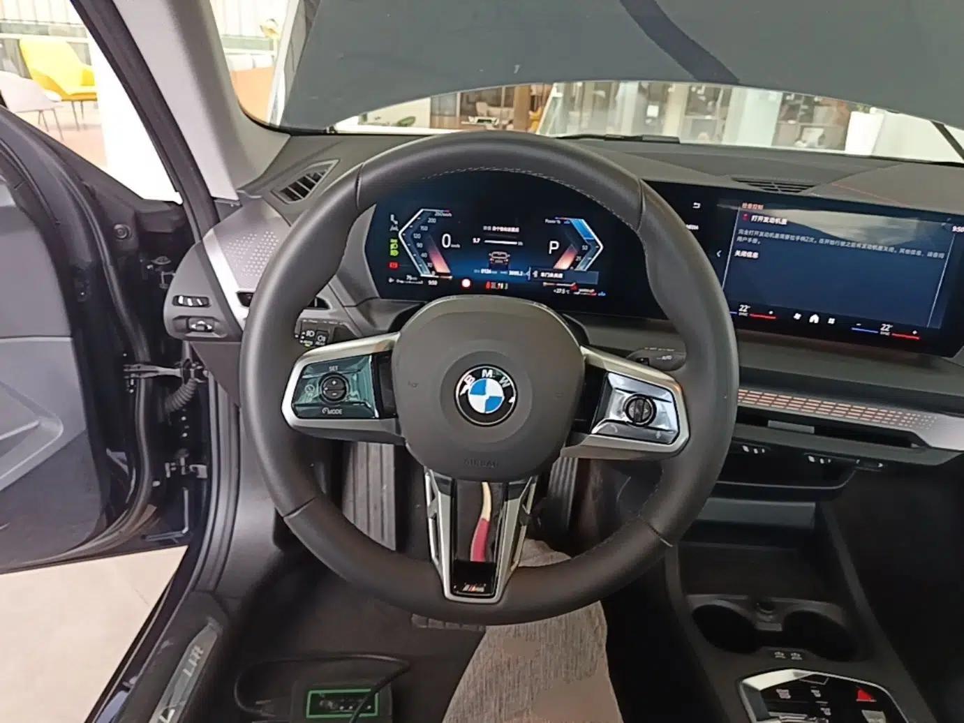 BMW 2 Series 2025 225L M Sport Night Edition Package — миниатюра 14