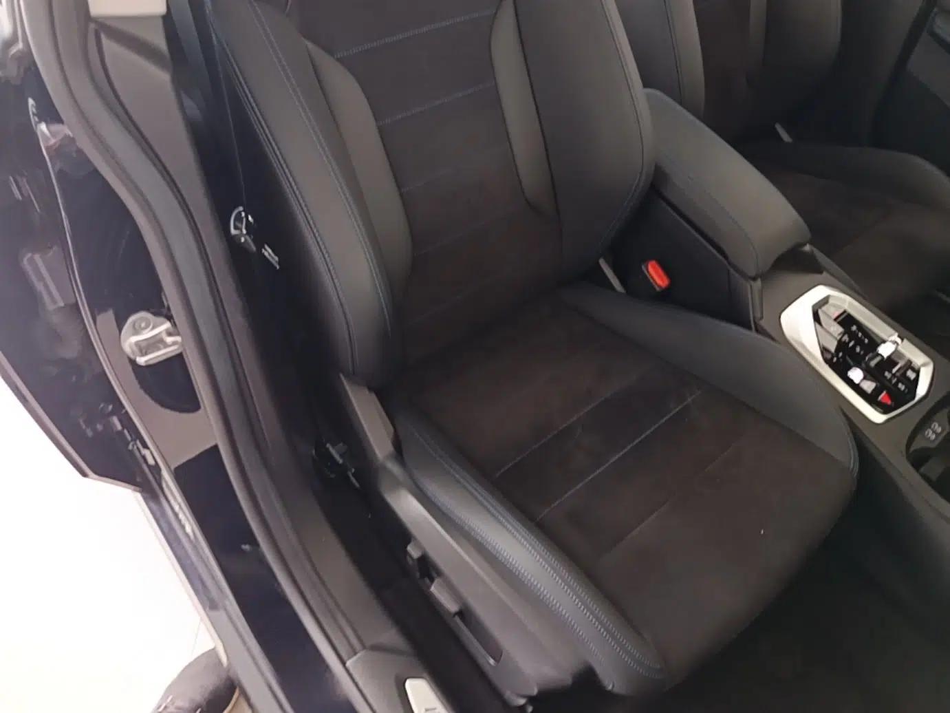 BMW 2 Series 2025 225L M Sport Night Edition Package — миниатюра 23