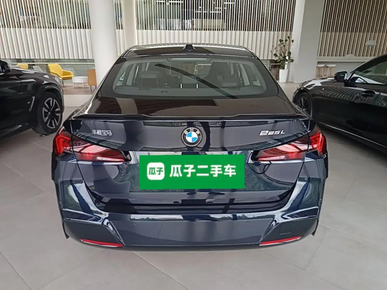 BMW 2 Series 2025 225L M Sport Night Edition Package — миниатюра 5