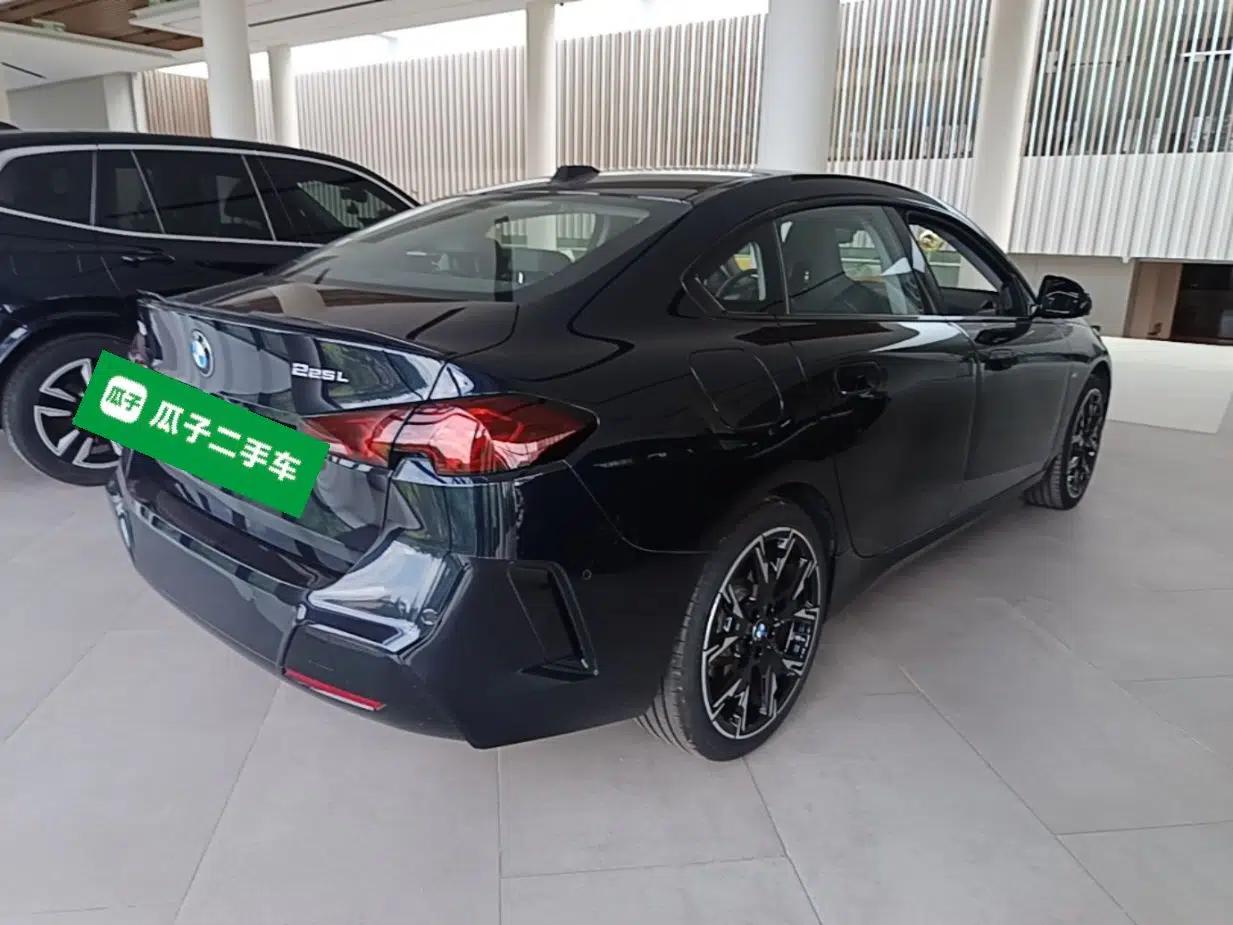 BMW 2 Series 2025 225L M Sport Night Edition Package — миниатюра 6