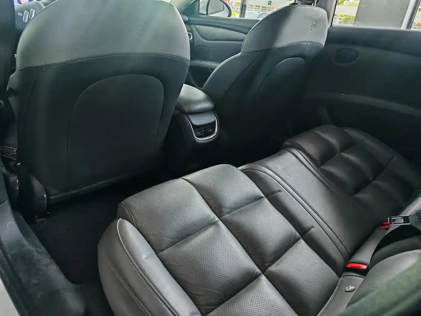 Zhiji L6 2024 Max Extended Range Edition — миниатюра 5