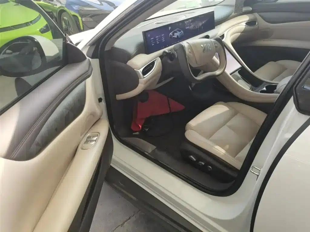 Zhiji L6 2024 Max Standard Edition — миниатюра 16