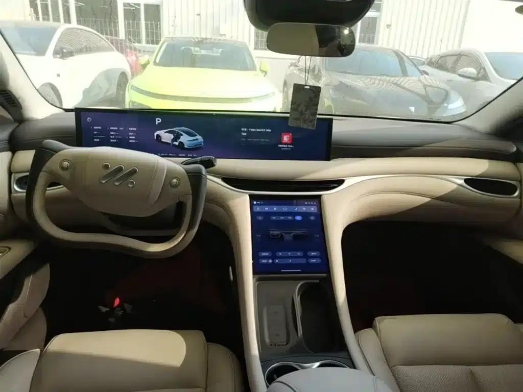 Zhiji L6 2024 Max Standard Edition — миниатюра 10