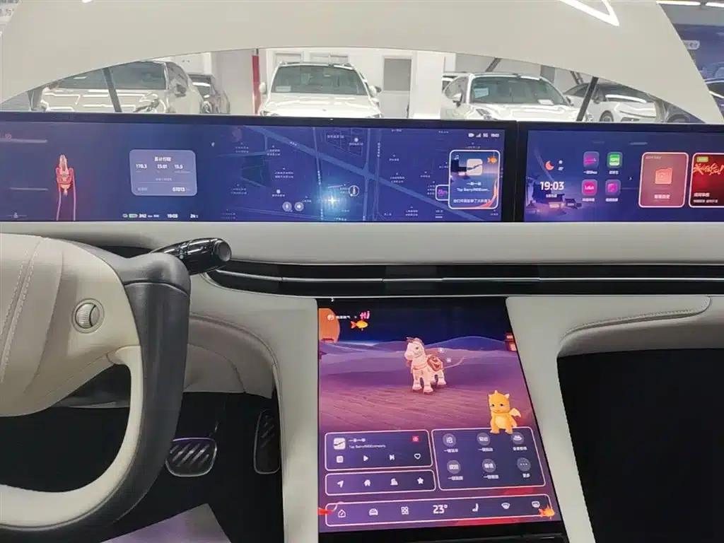 2023 Smart LS7 90kWh Elite Rear-Wheel Drive Edition — миниатюра 13