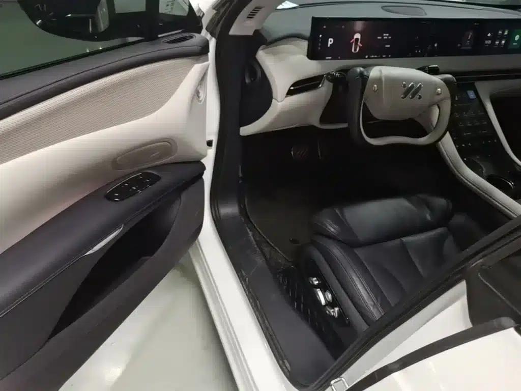 2023 Smart LS7 90kWh Elite Rear-Wheel Drive Edition — миниатюра 16