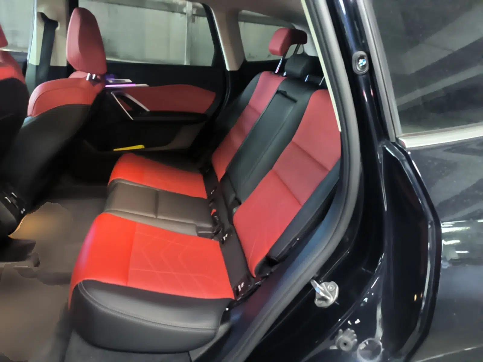 BMW iX1 2023 eDrive25L M Sport Package — миниатюра 20