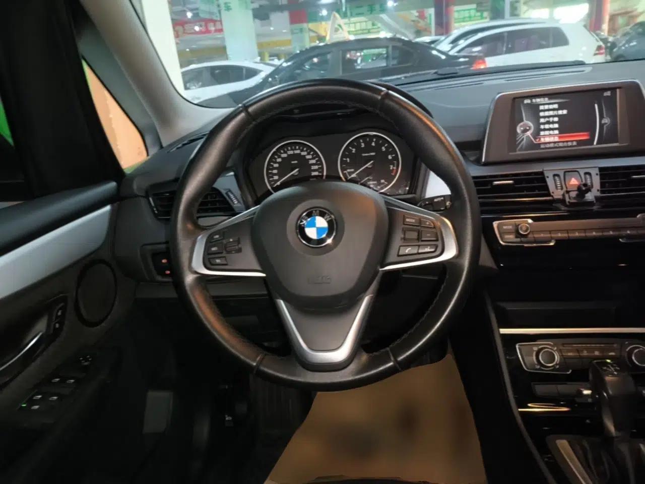 BMW 2 Series Active Tourer 2016 218i Fashion Model — миниатюра 14