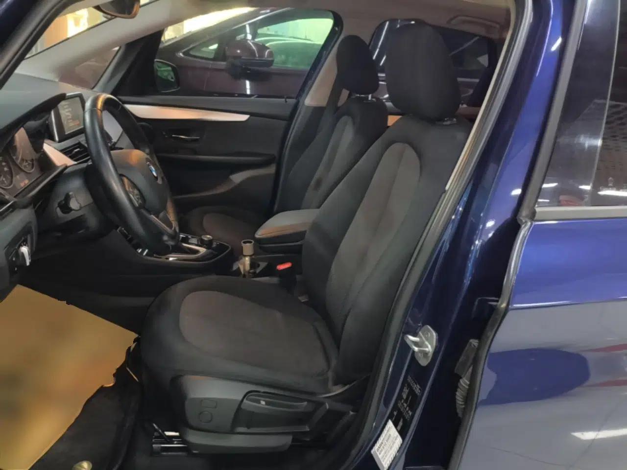 BMW 2 Series Active Tourer 2016 218i Fashion Model — миниатюра 18
