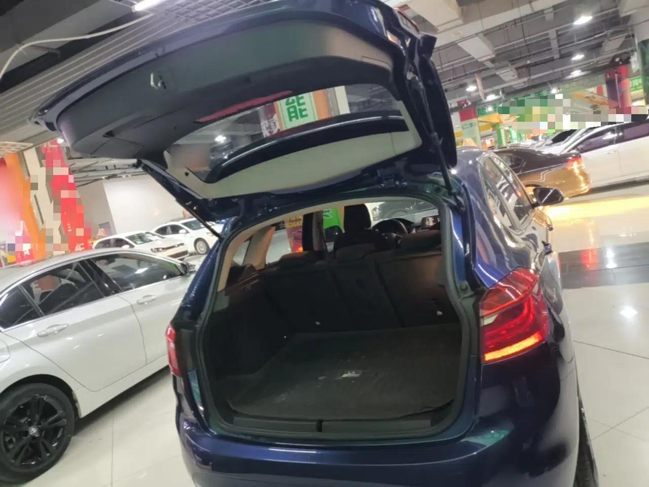 BMW 2 Series Active Tourer 2016 218i Fashion Model — миниатюра 22