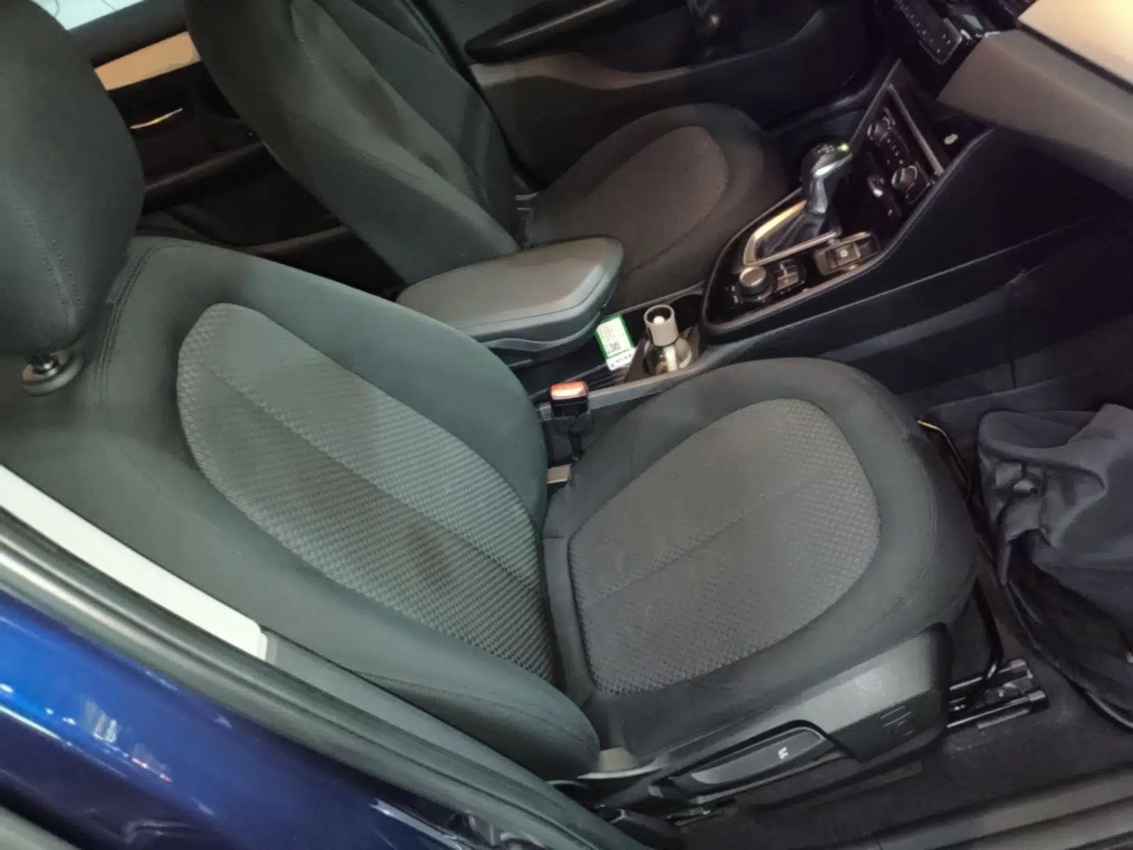 BMW 2 Series Active Tourer 2016 218i Fashion Model — миниатюра 23