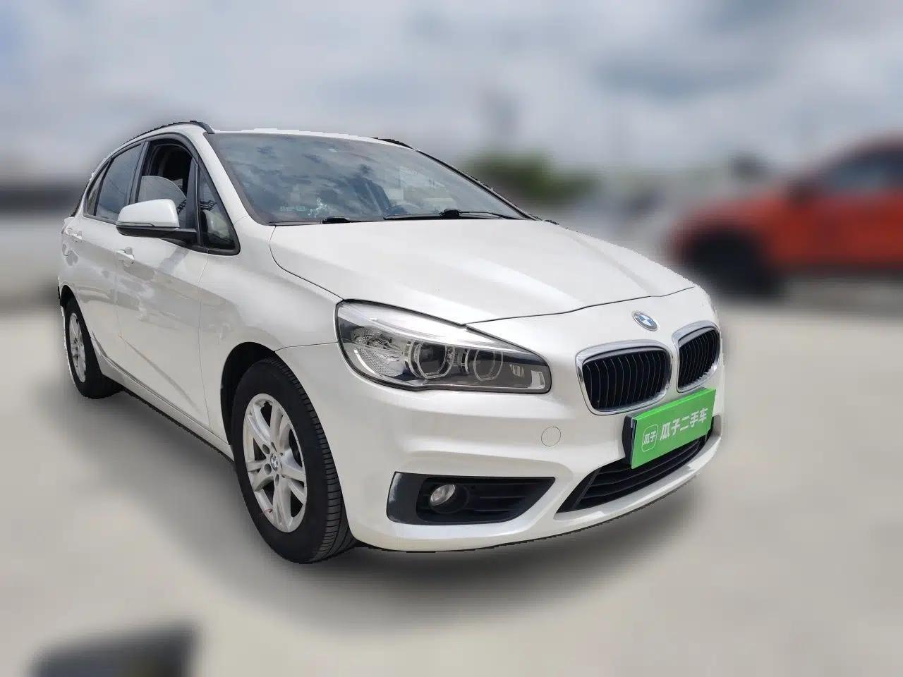 BMW 2 Series Active Tourer 2016 218i Leading Model — миниатюра 3