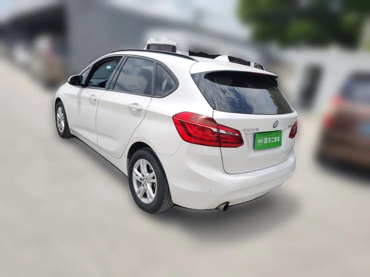 BMW 2 Series Active Tourer 2016 218i Leading Model — миниатюра 4
