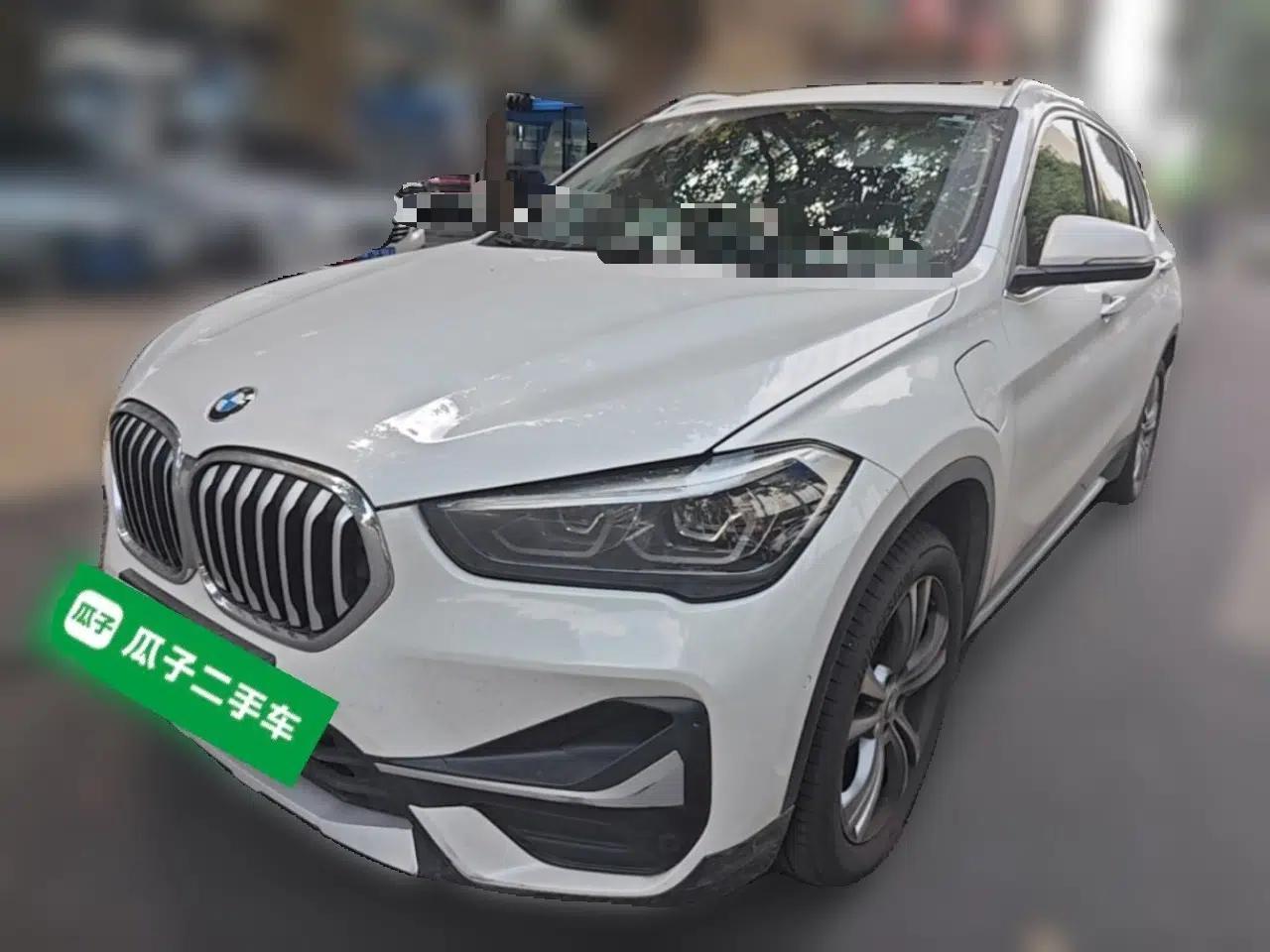 BMW X1 New Energy 2020 xDrive30Le Premium Edition — миниатюра 1