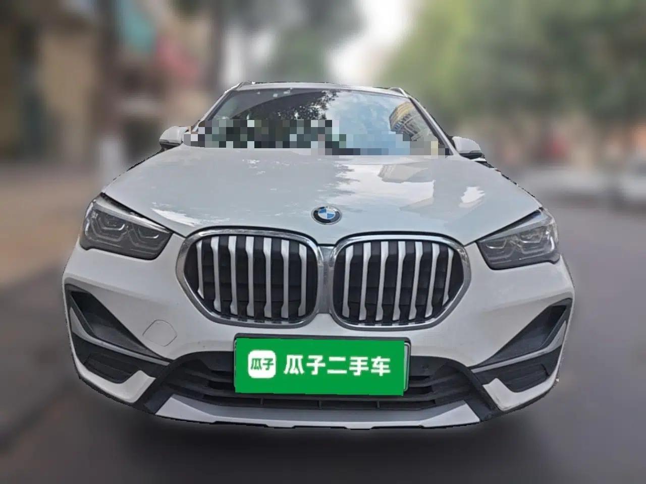 BMW X1 New Energy 2020 xDrive30Le Premium Edition — миниатюра 2