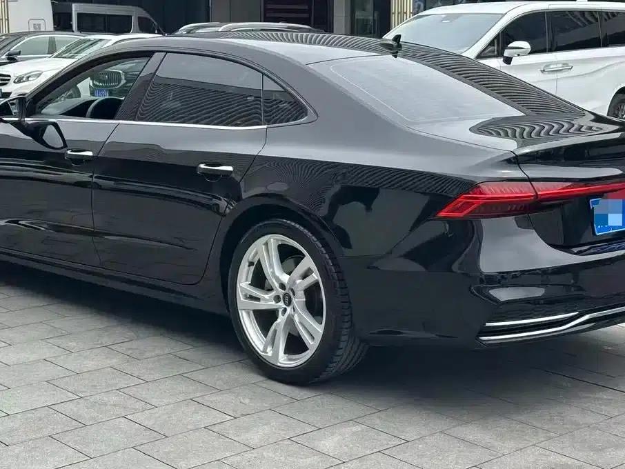 Audi A7L 2024 45TFSI quattro S-line (High-end) Crystal Package — миниатюра 11
