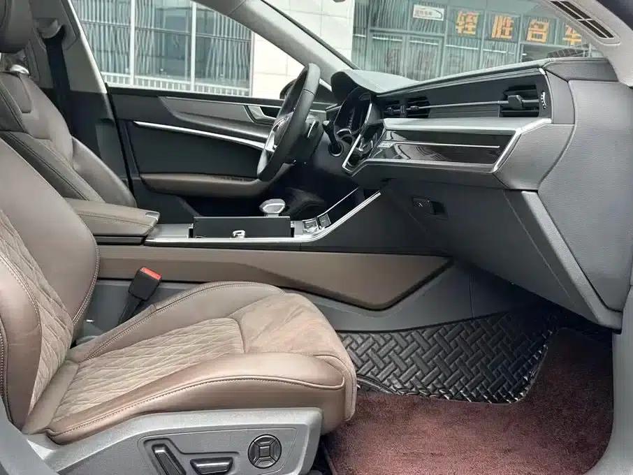 Audi A7L 2024 45TFSI quattro S-line (High-end) Crystal Package — миниатюра 7