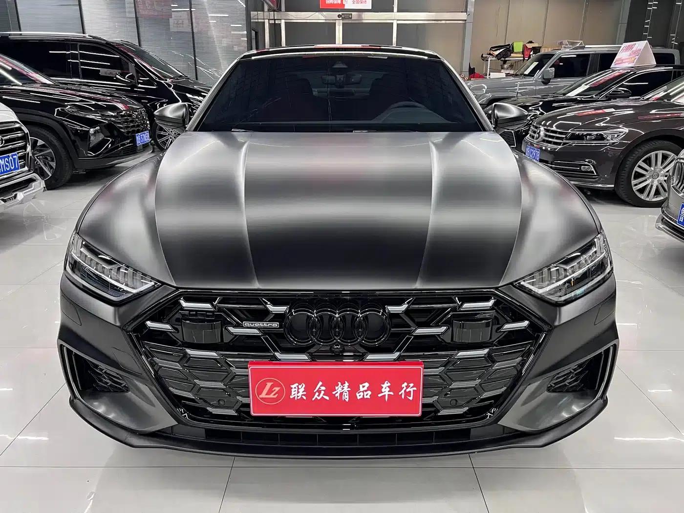 2024 Audi A7L 45 TFSI quattro Black Edition — миниатюра 1
