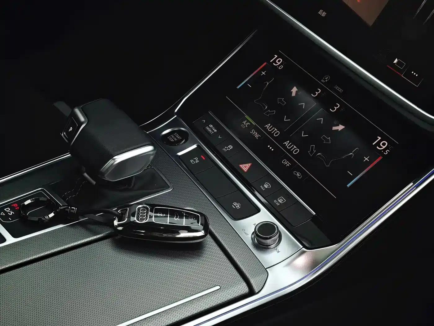 Audi A7L 2024 45TFSI S-line Dream Edition Crystal Package — миниатюра 12