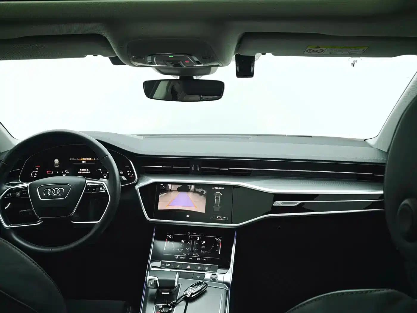 Audi A7L 2024 45TFSI S-line Dream Edition Crystal Package — миниатюра 13