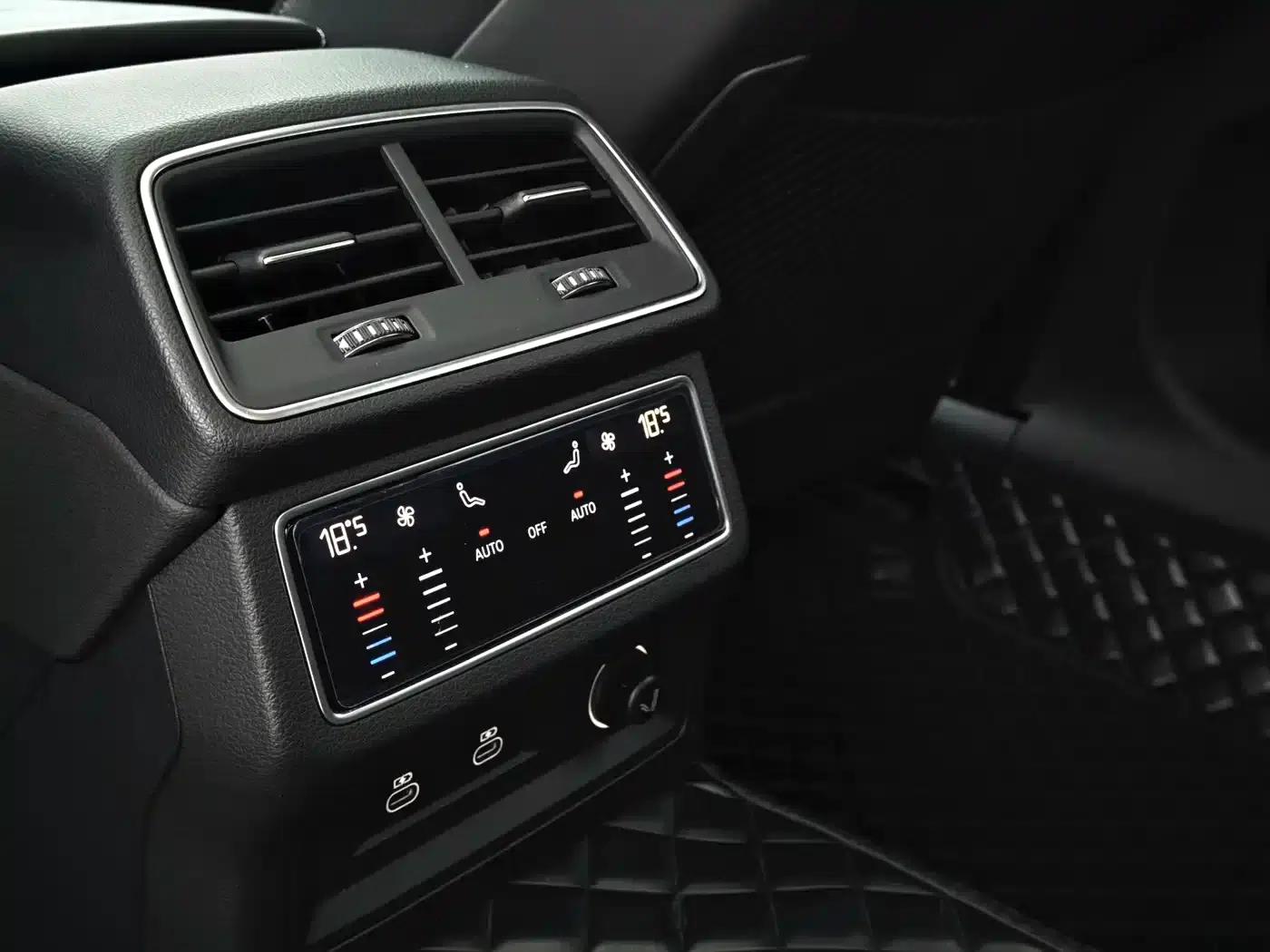Audi A7L 2024 45TFSI S-line Dream Edition Crystal Package — миниатюра 16
