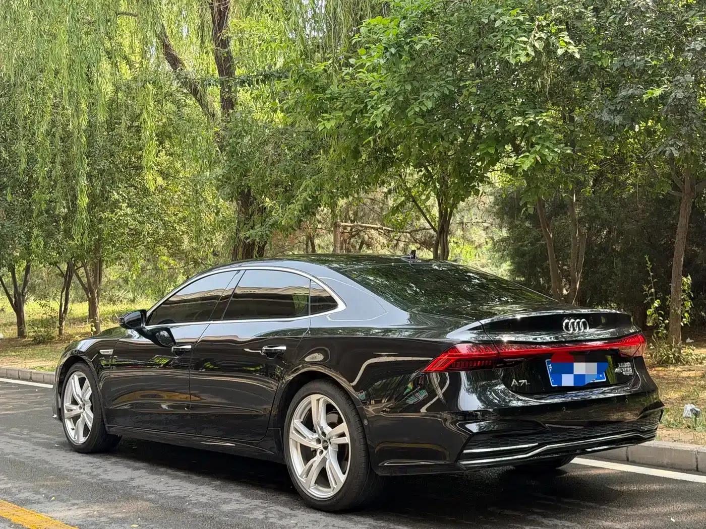 Audi A7L 2023 45 TFSI quattro S-line Shadow Warrior Edition — миниатюра 4