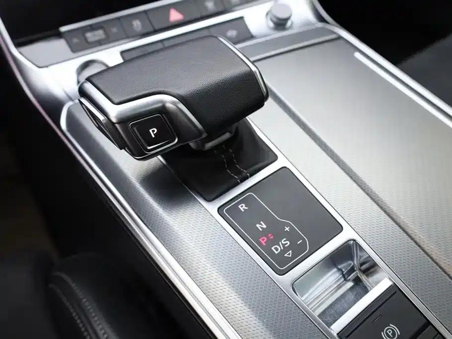 Audi A7L 2024 45TFSI S-line Dream Edition Crystal Package — миниатюра 20