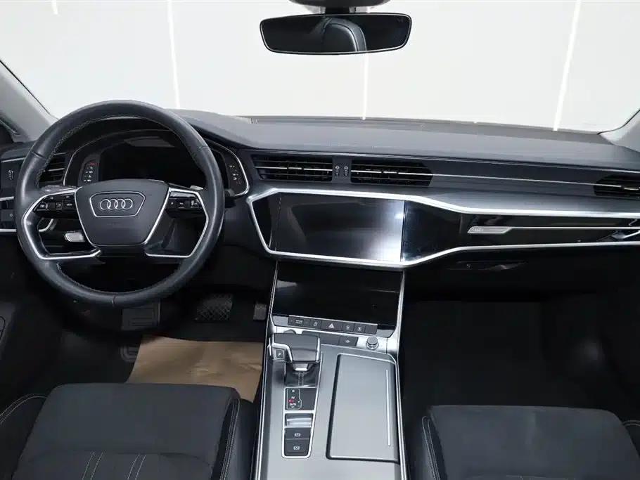 Audi A7L 2024 45TFSI S-line Dream Edition Crystal Package — миниатюра 26