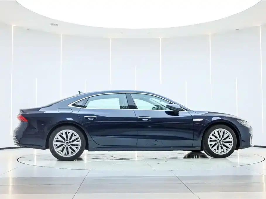 Audi A7L 2024 45TFSI S-line Dream Edition Crystal Package — миниатюра 4