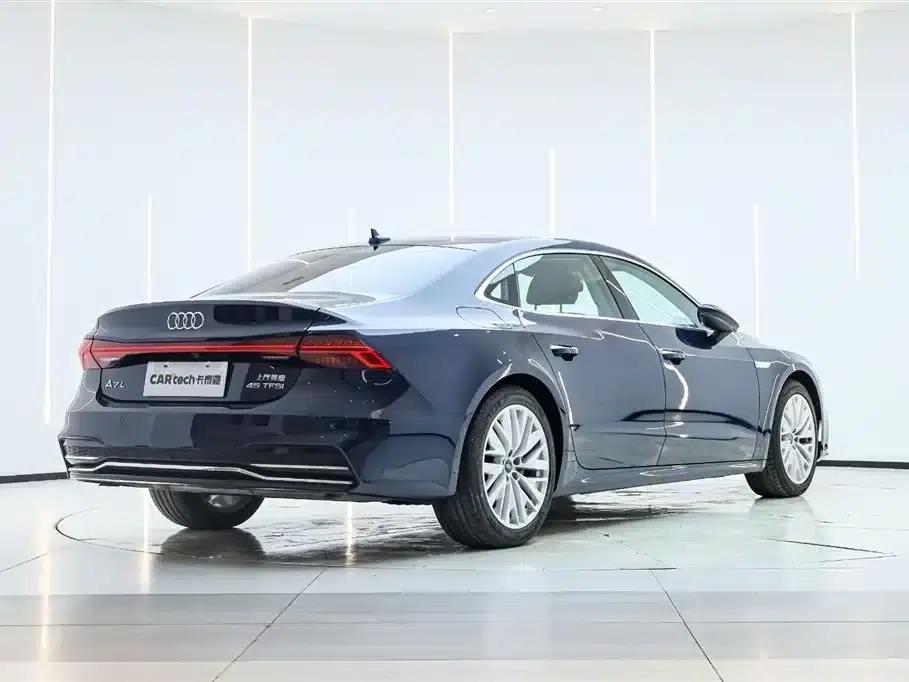 Audi A7L 2024 45TFSI S-line Dream Edition Crystal Package — миниатюра 5