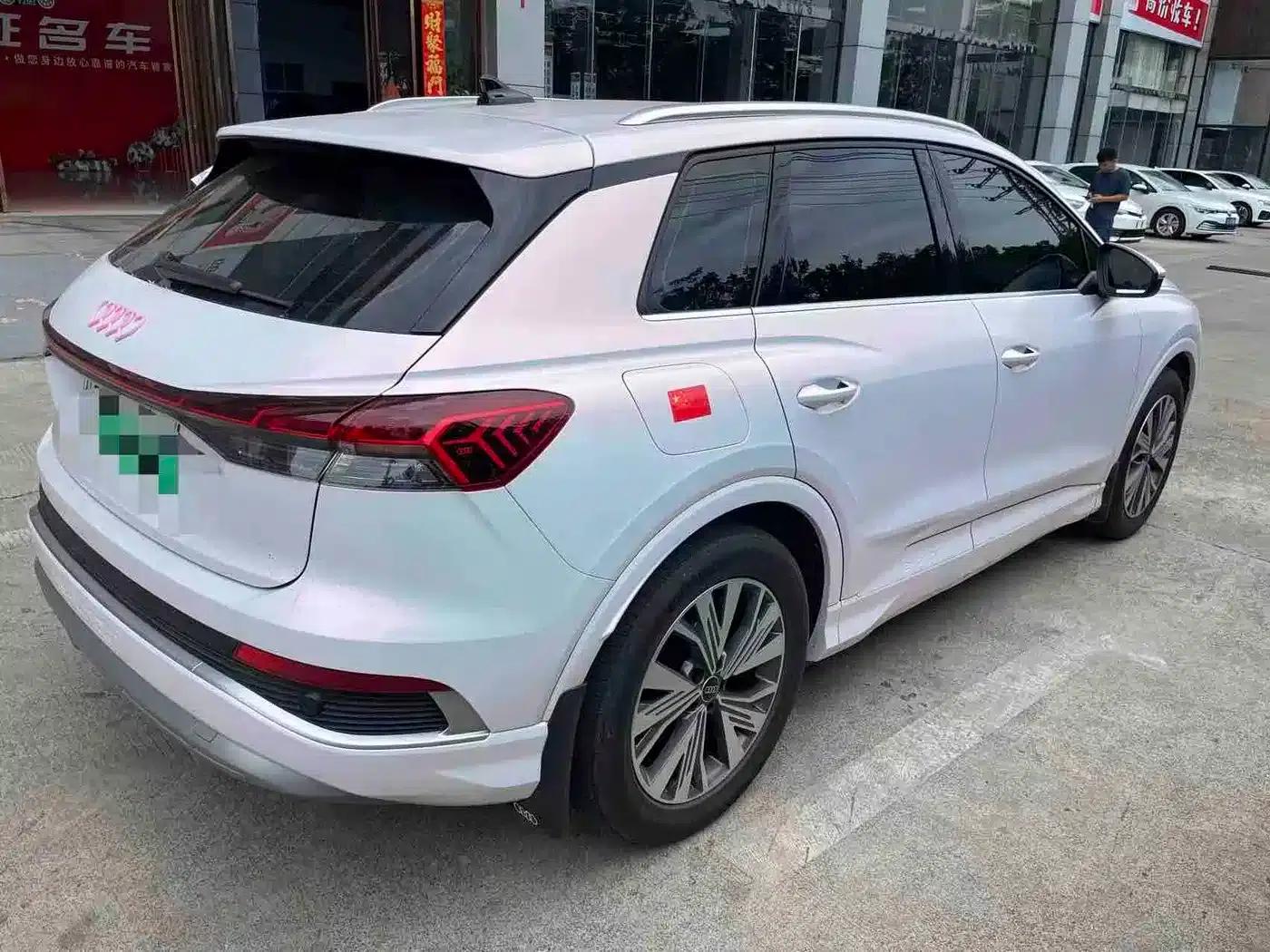 Audi Q4 e-tron 2024 Model 40 e-tron Adventure Edition — миниатюра 2