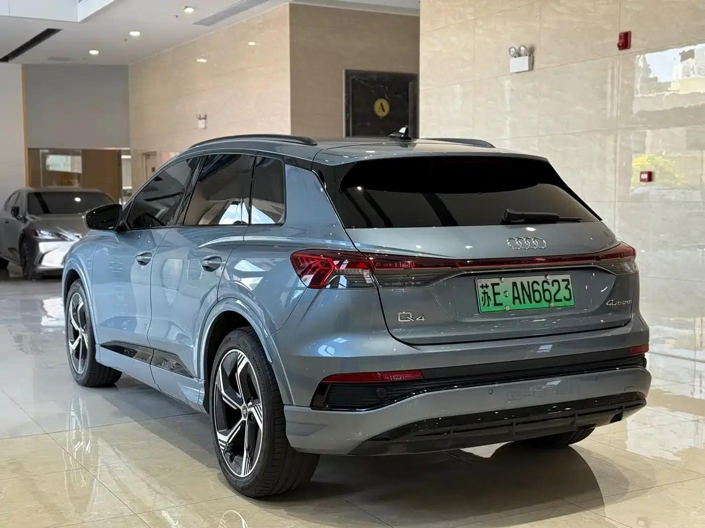 Audi Q4 e-tron 2023 Model 40 e-tron Trailblazer Night Edition — миниатюра 15