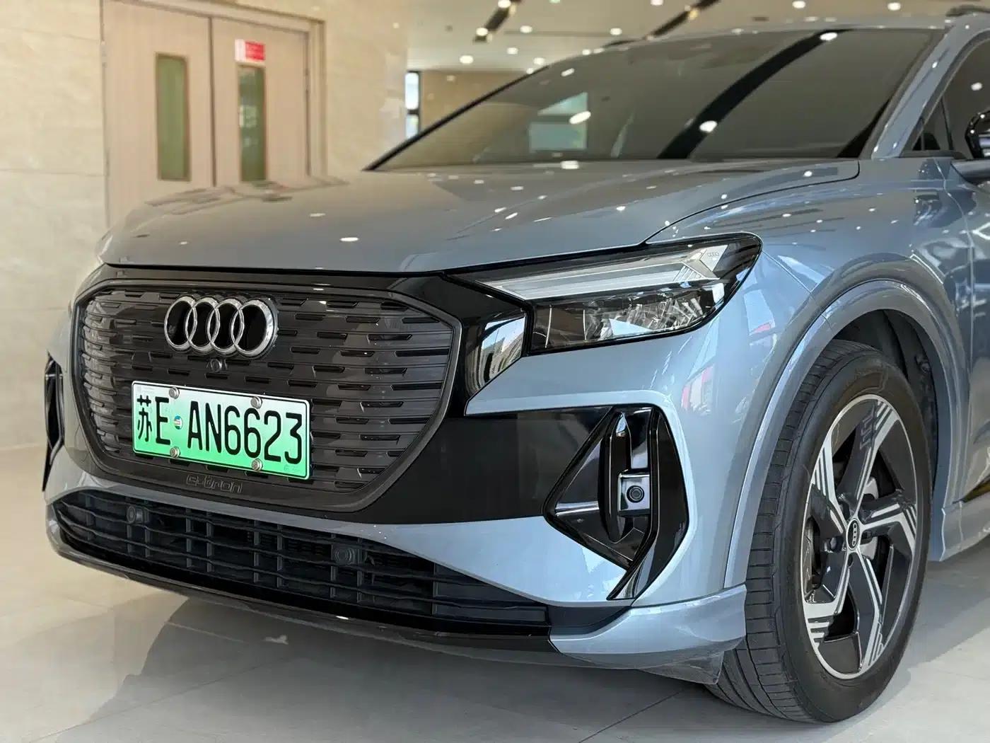 Audi Q4 e-tron 2023 Model 40 e-tron Trailblazer Night Edition — миниатюра 4