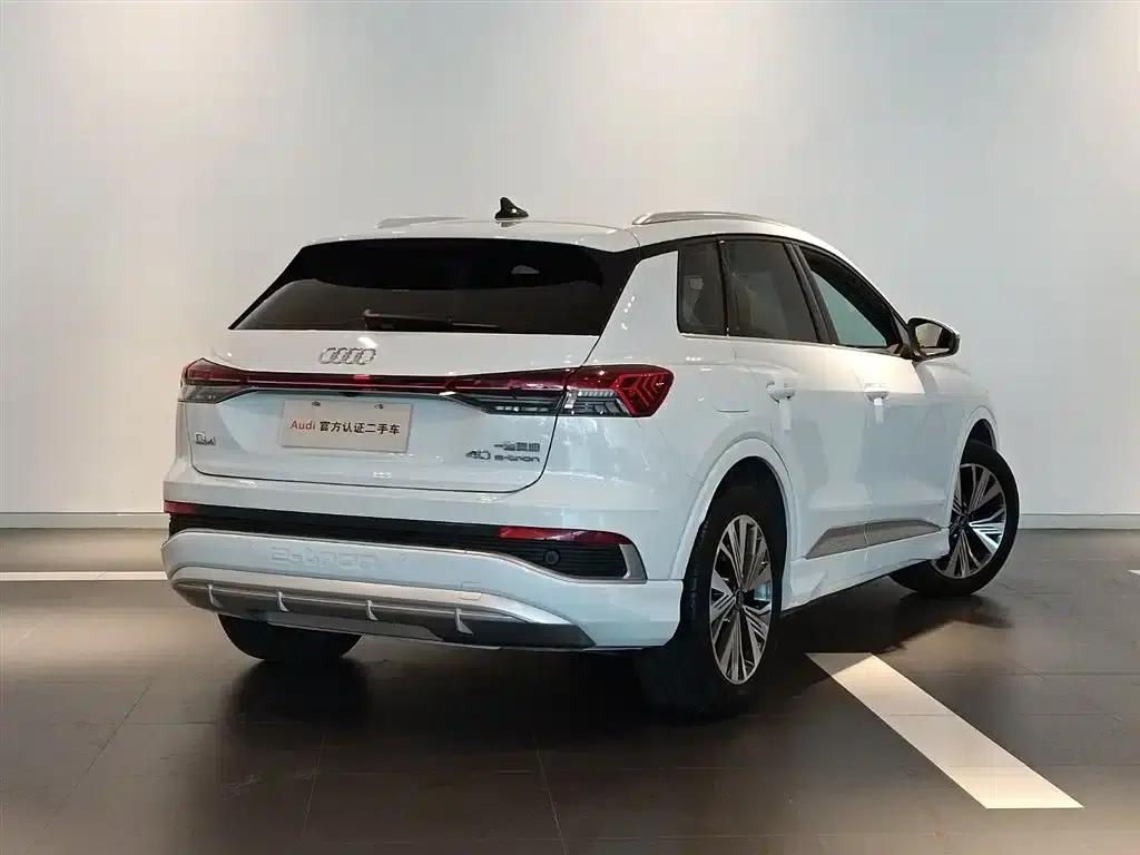 Audi Q4 e-tron 2023 Model 40 e-tron Adventure Edition — миниатюра 4