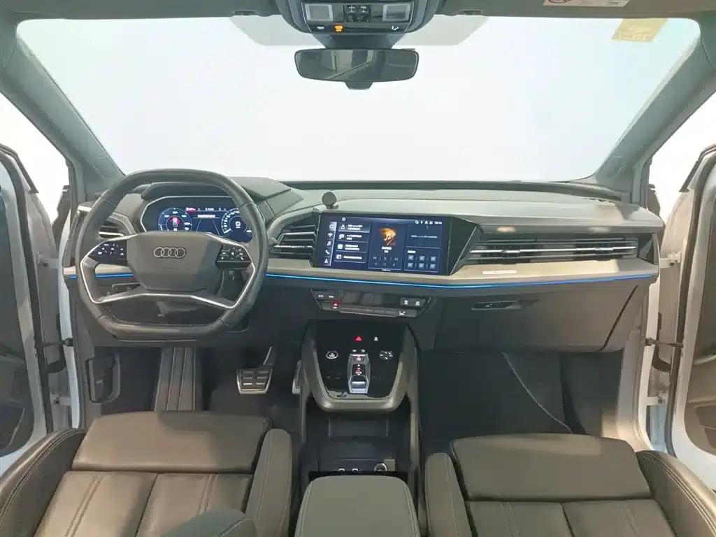 Audi Q4 e-tron 2023 Model 40 e-tron Adventure Edition — миниатюра 6