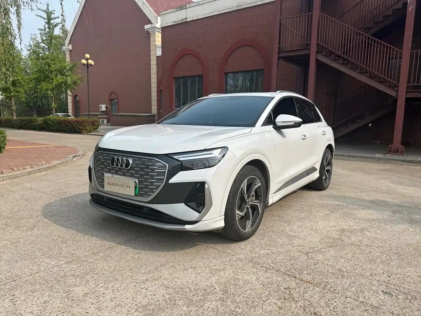 Audi Q4 e-tron 2024 Model 40 e-tron Trailblazer — миниатюра 1