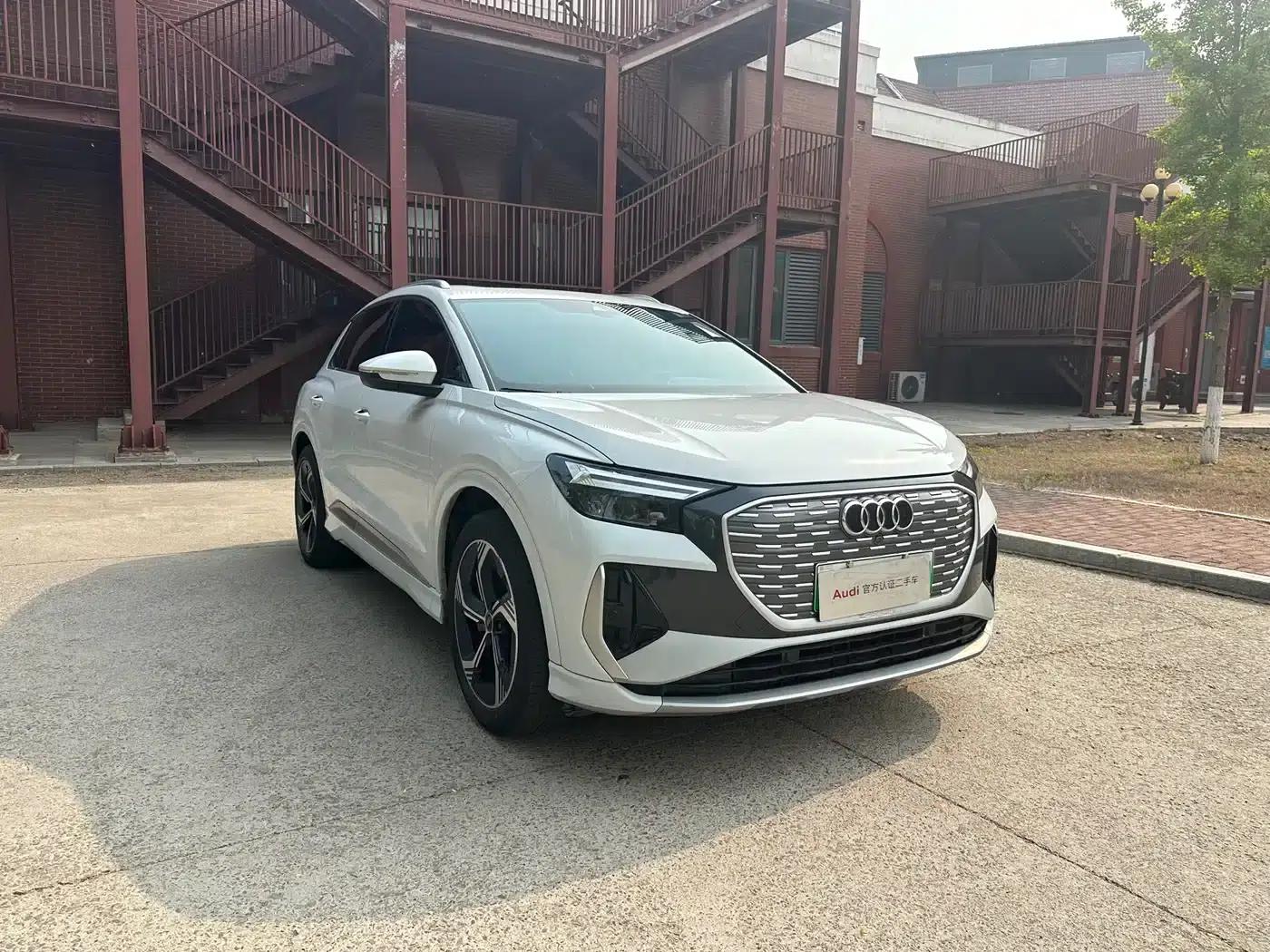 Audi Q4 e-tron 2024 Model 40 e-tron Trailblazer — миниатюра 3