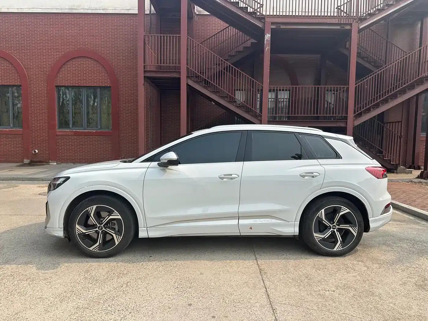 Audi Q4 e-tron 2024 Model 40 e-tron Trailblazer — миниатюра 4