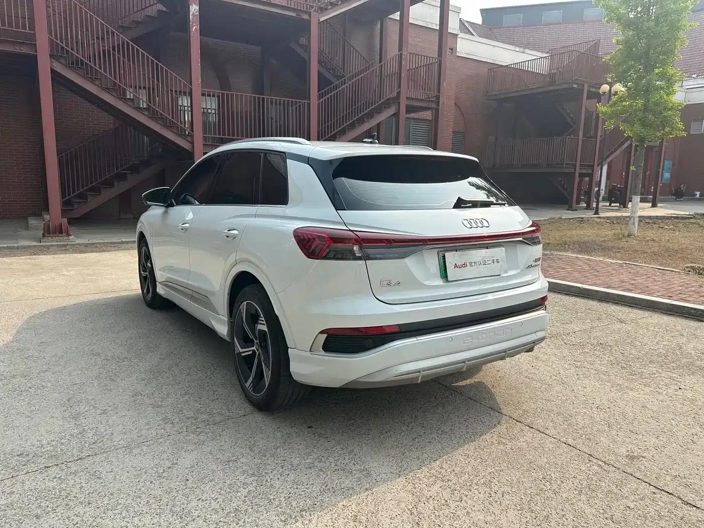Audi Q4 e-tron 2024 Model 40 e-tron Trailblazer — миниатюра 6