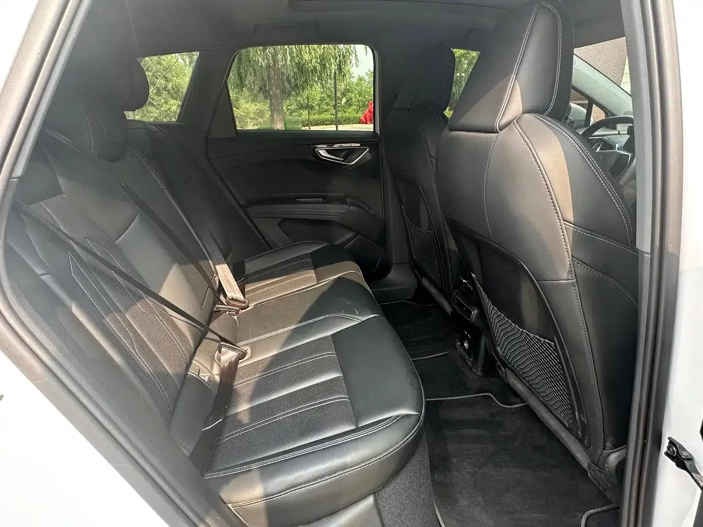 Audi Q4 e-tron 2024 Model 40 e-tron Trailblazer — миниатюра 10