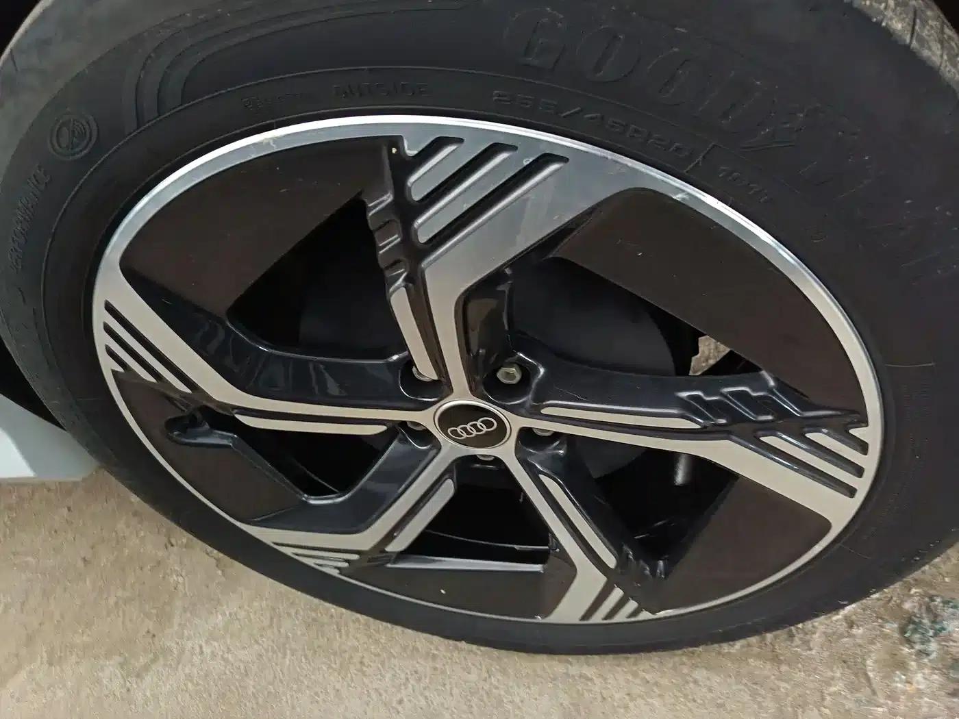 Audi Q4 e-tron 2023 Model 40 e-tron Trailblazer — миниатюра 20