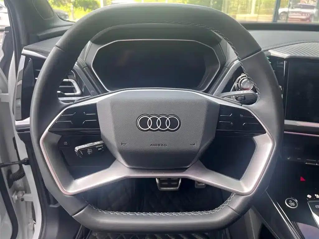 Audi Q4 e-tron 2023 Model 40 e-tron Trailblazer — миниатюра 11