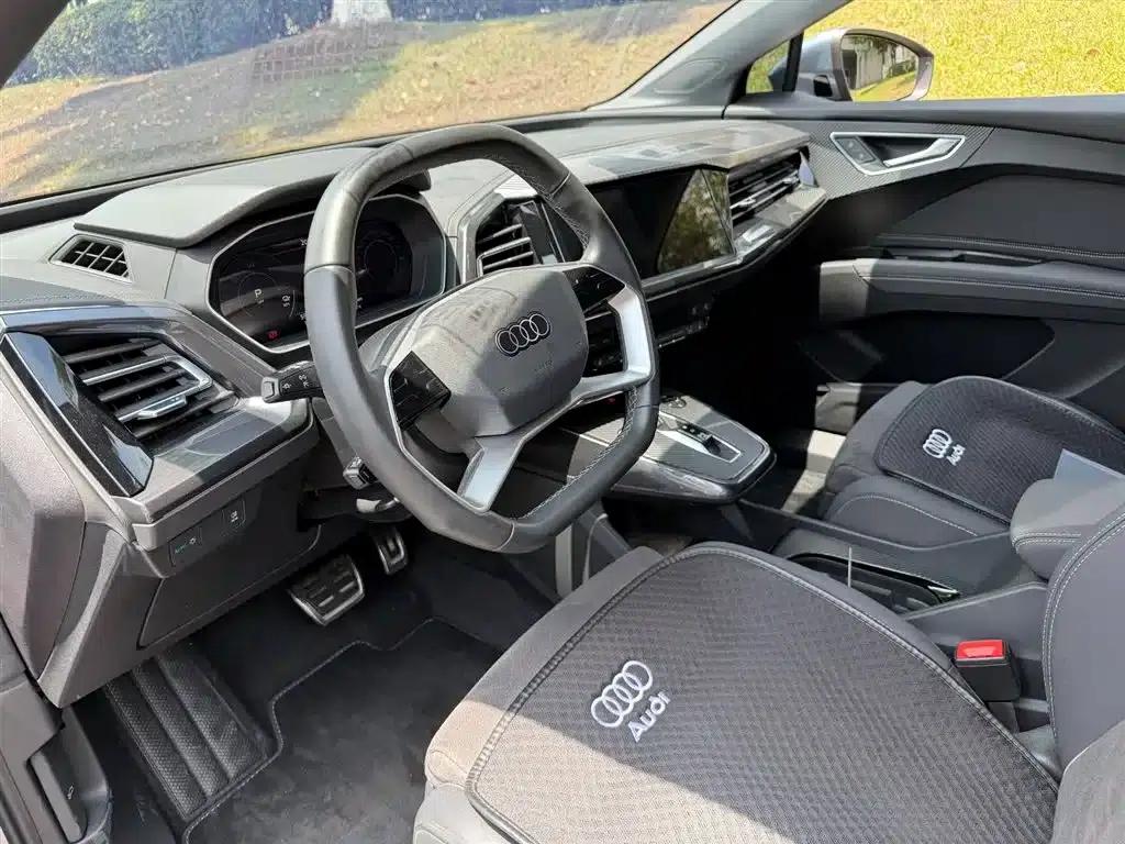 Audi Q4 e-tron 2022 Model 40 e-tron Trailblazer — миниатюра 7